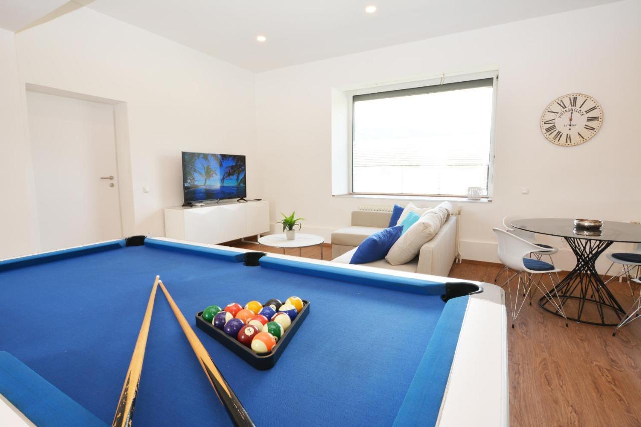 Alpenblick - Modernes Und Grosszuegiges Apartment Φίλλαχ Εξωτερικό φωτογραφία